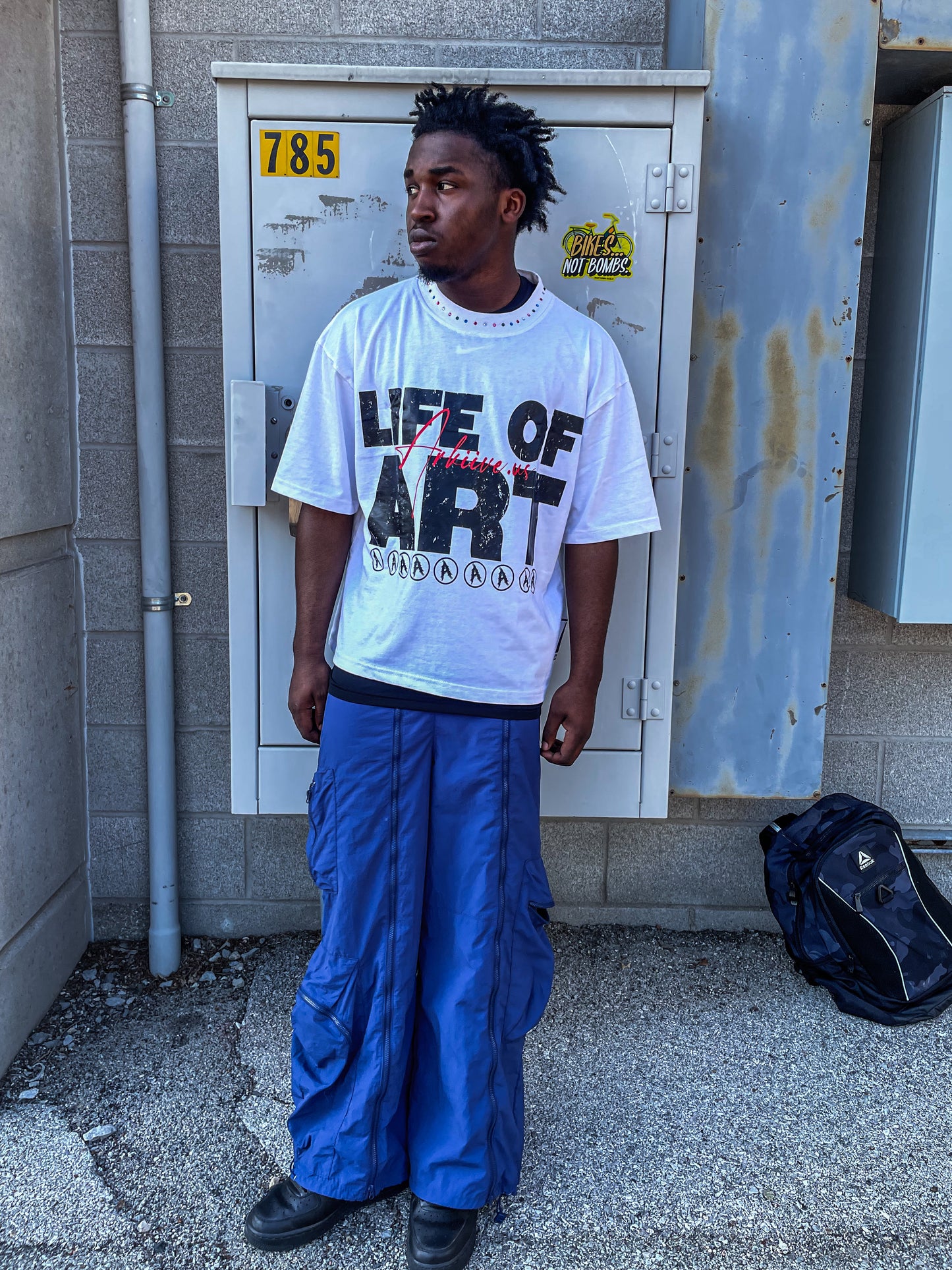 'LIFE OF ART' BOXY TEE