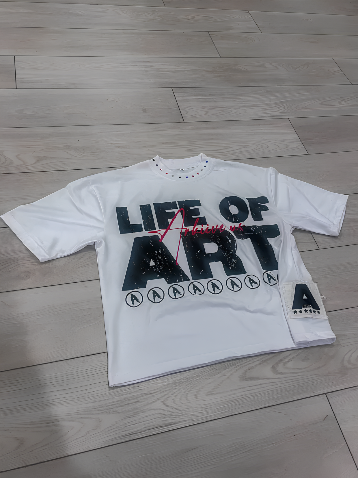 'LIFE OF ART' BOXY TEE
